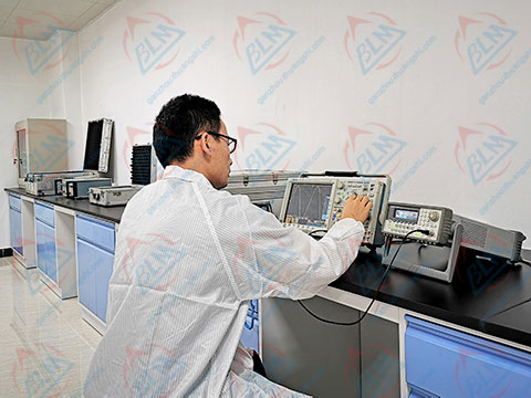 电磁草莓视频黄色下载图片
